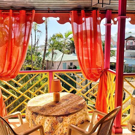 Appartement Duplex Climatise Avec Wi-Fi - Plage Pointe Marin A Pieds, Recemment Renove Sainte-Anne Ngoại thất bức ảnh